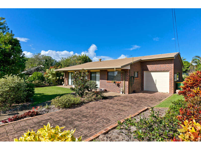 39 Torquay Road, Redland Bay, QLD 4165