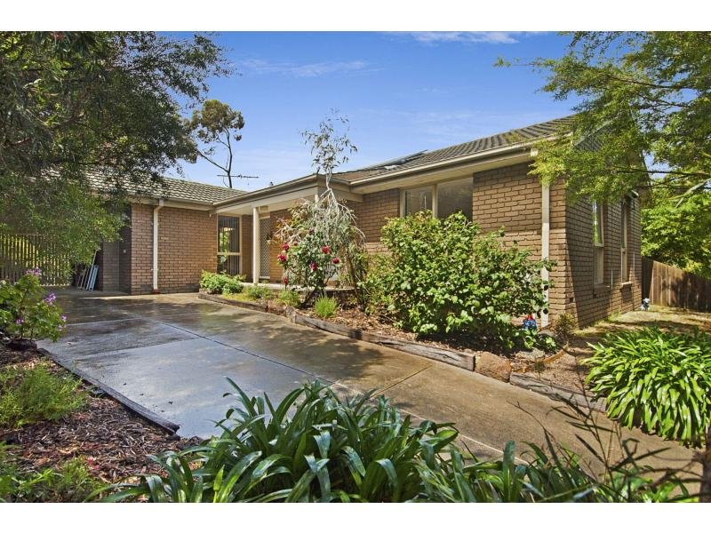 14 Warrawee Circuit, Frankston, Vic 3199 Property Details