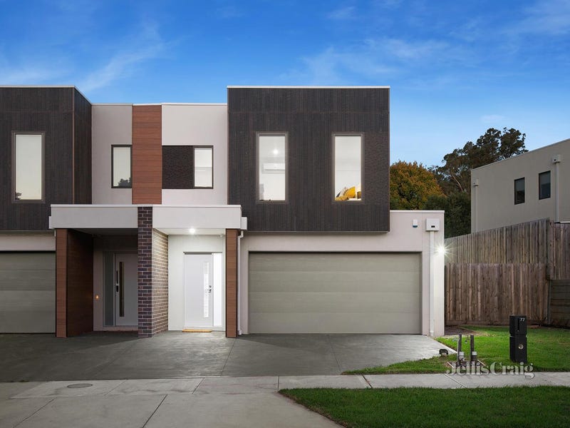 77 Outlook Drive, Chirnside Park, VIC 3116