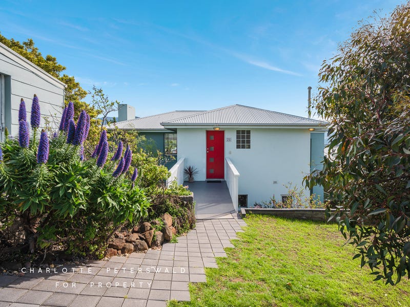 75 Kaoota Road, Rose Bay, TAS 7015