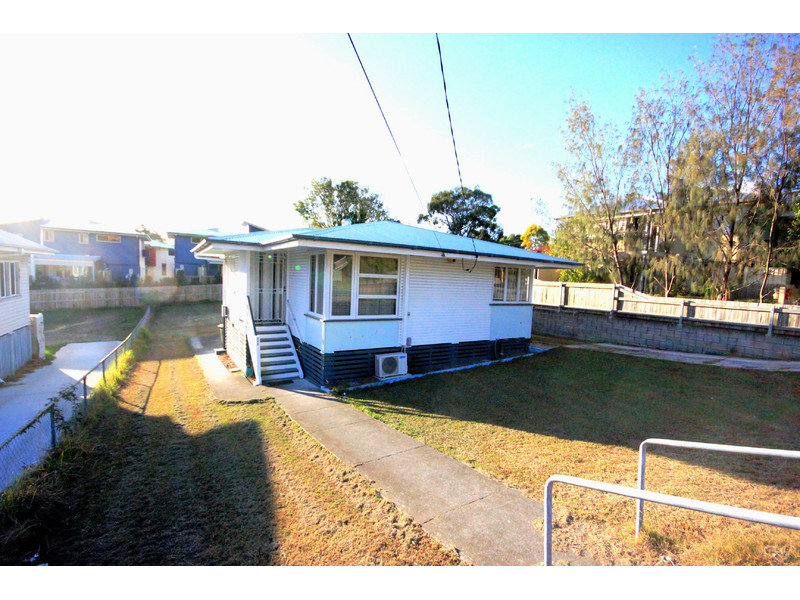 288 Nursery Road, Holland Park, QLD 4121