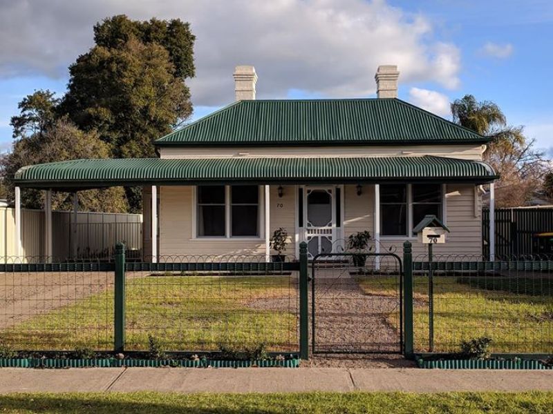 70 Anderson St Euroa Vic 3666 Property Details