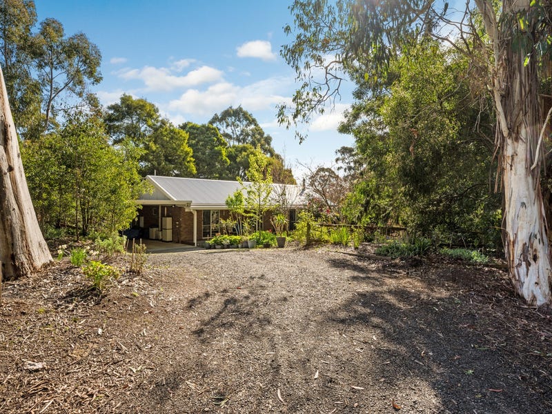 19 Byres Road, Blackwood, Vic 3458 House for Sale