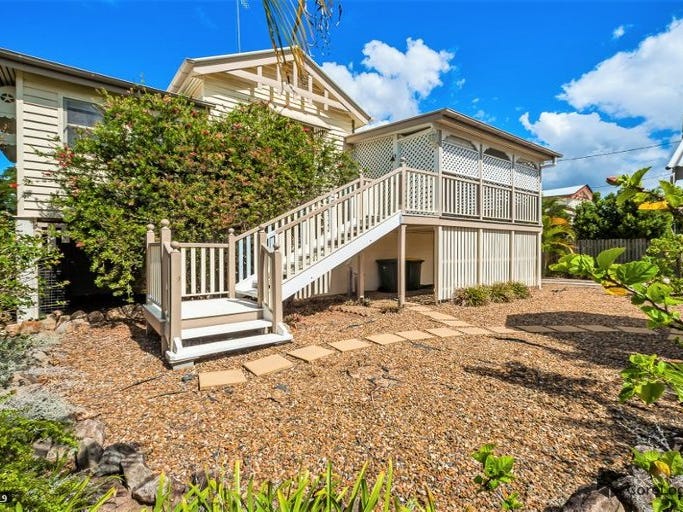 128 Woondooma Street, Bundaberg West, QLD 4670