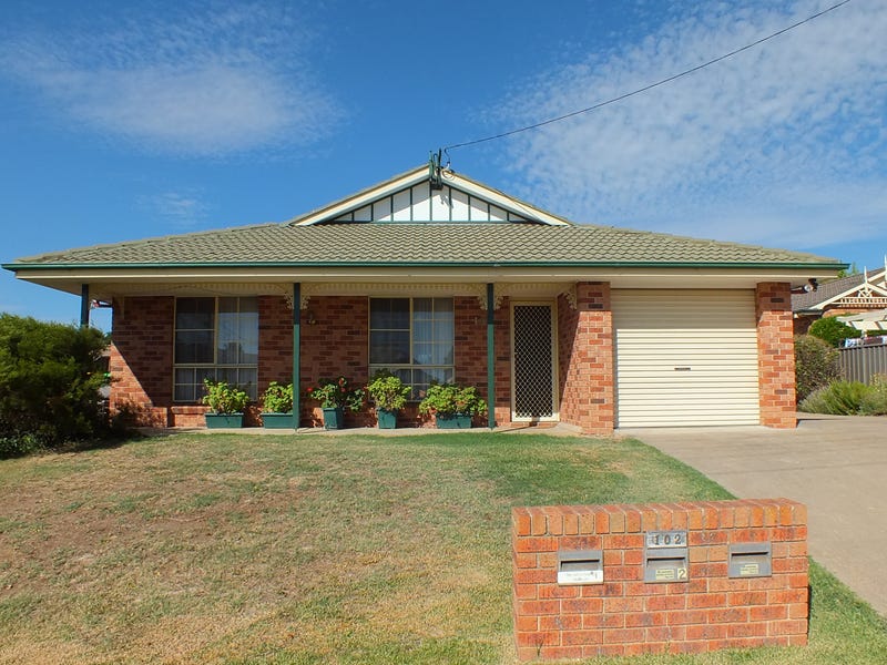 1/102 Lambert Street, Bathurst, NSW 2795