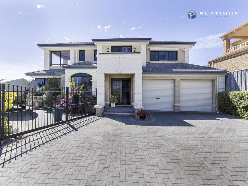 30 Southern Cross Circle, Ocean Reef, WA 6027