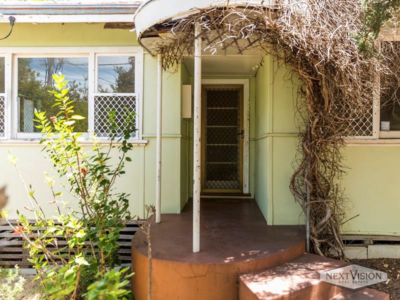 28 Noel Street, Hilton, WA 6163