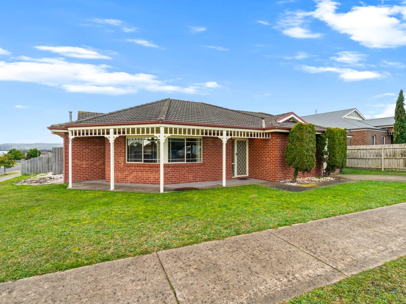 15 Duxbury Drive, Traralgon, Vic 3844 Property Details