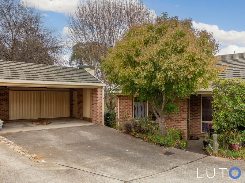 Sold Property Prices & Auction Results in Tuggeranong District, ACT (+1