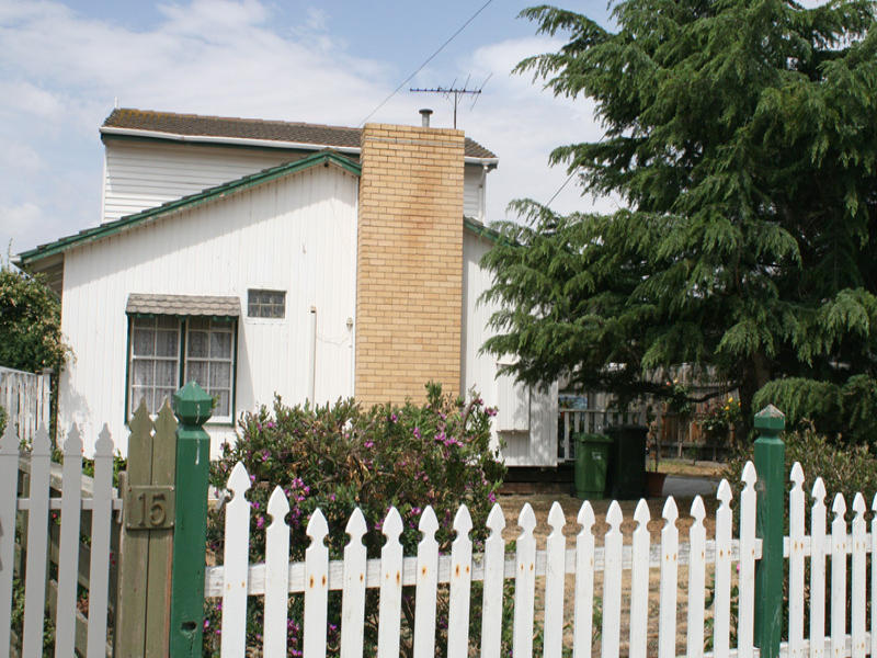 17 Melba Avenue, Sunbury, Vic 3429 Property Details