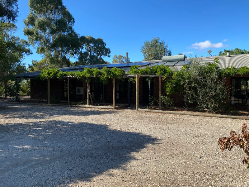 11 Racecourse Road, Nagambie, VIC 3608 - realestate.com.au