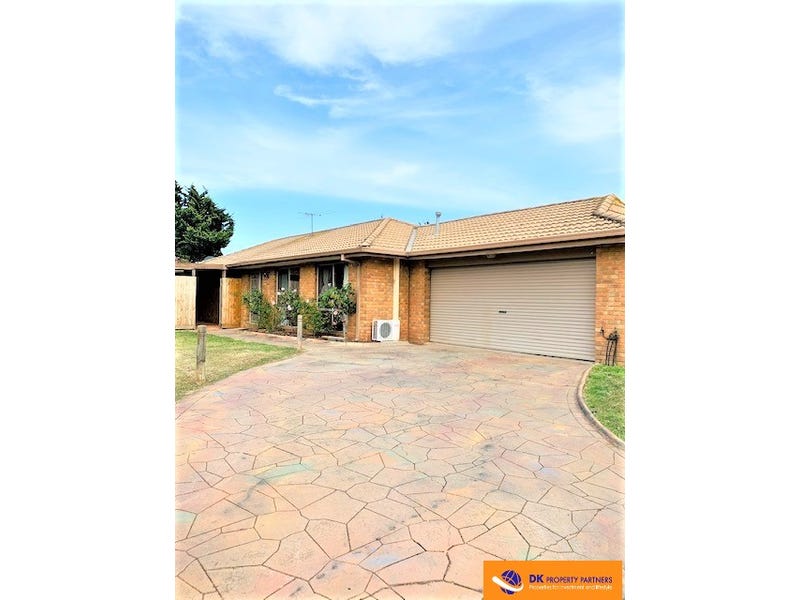 9 Thames Boulevard, Werribee, VIC 3030