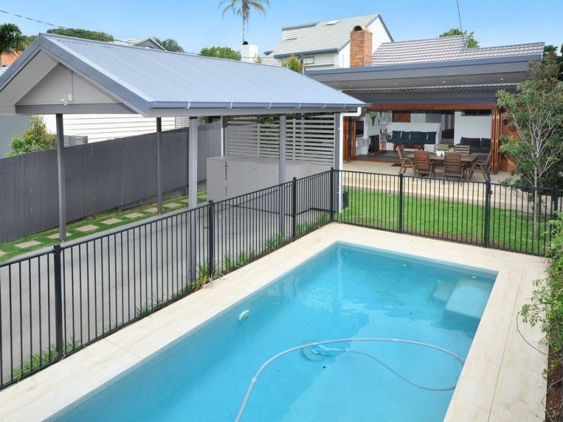 28 Boston Street, Clayfield, Qld 4011 Property Details