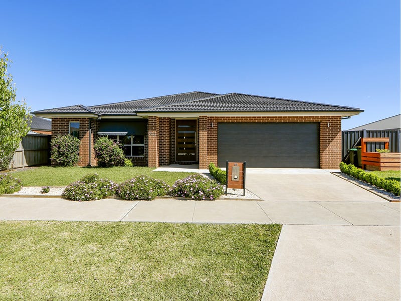 22 Street, Sale, Vic 3850 Property Details