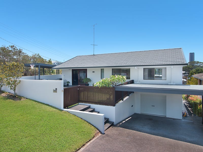 Houses for Sale in Coolangatta, QLD 4225