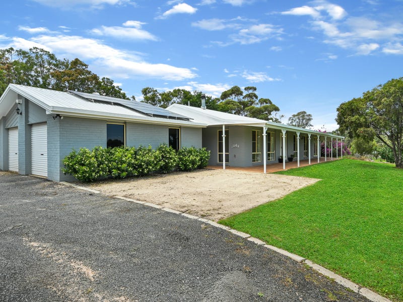 40 Valley View Drive, Meringandan West, QLD 4352