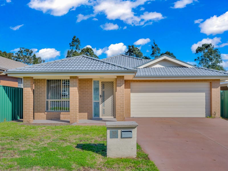 30 Hunt Place, Muswellbrook, NSW 2333 Property Details