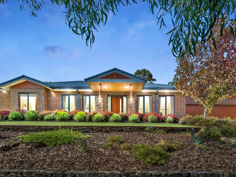 82 Brookwood Avenue, Doreen, Vic 3754 Property Details