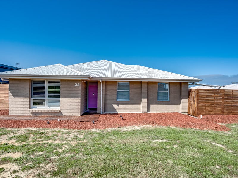 Houses for Sale in SA Pg. 71