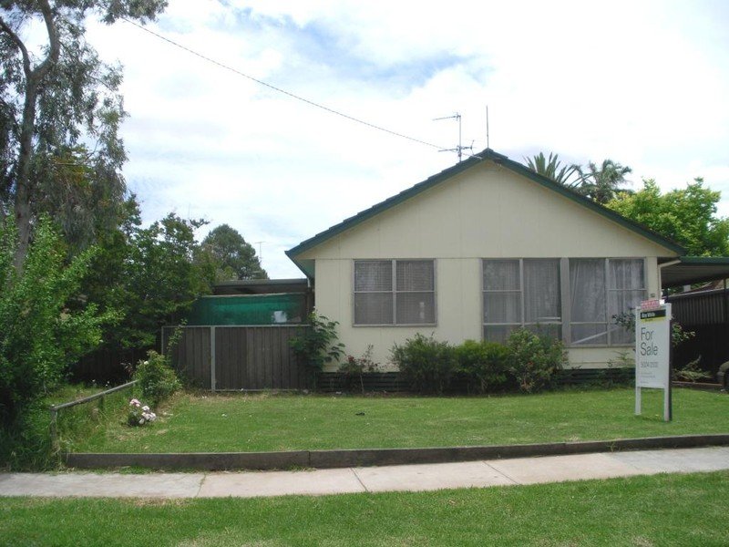 14 Morris St, Robinvale, Vic 3549 Property Details