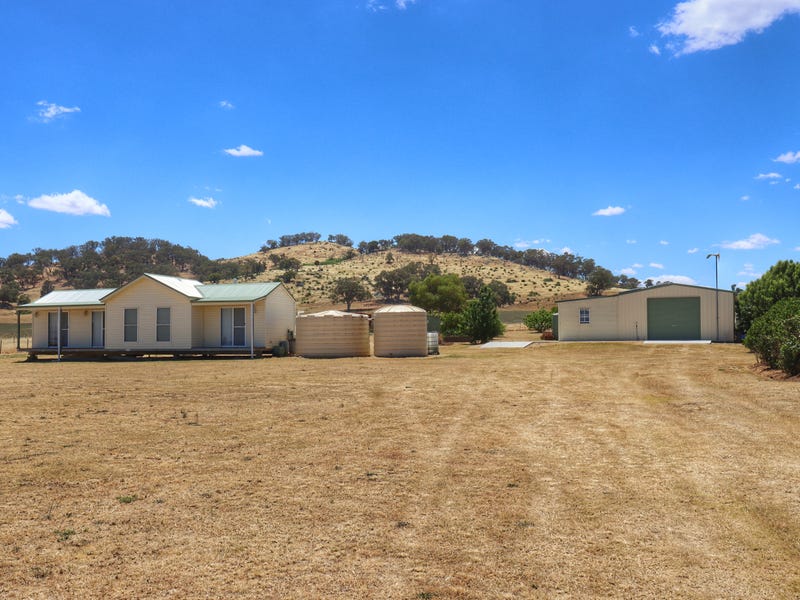 Houses for Sale in Canowindra, NSW 2804