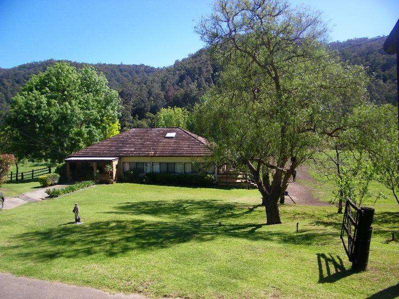 Property 7273106, Yarramalong, NSW 2259 Property Details