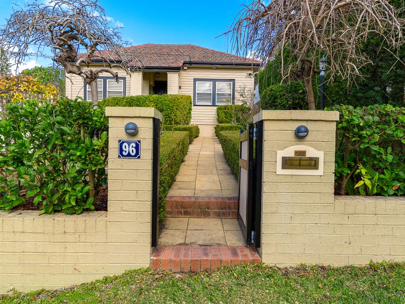 96 Burdett Street, Wahroonga, NSW 2076