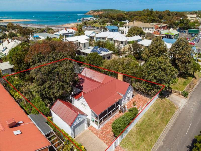 8 Grandview Parade, Barwon Heads, VIC 3227