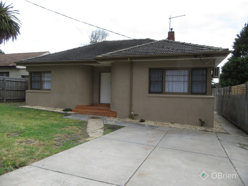 7 Mcmahons Road, Frankston, VIC 3199