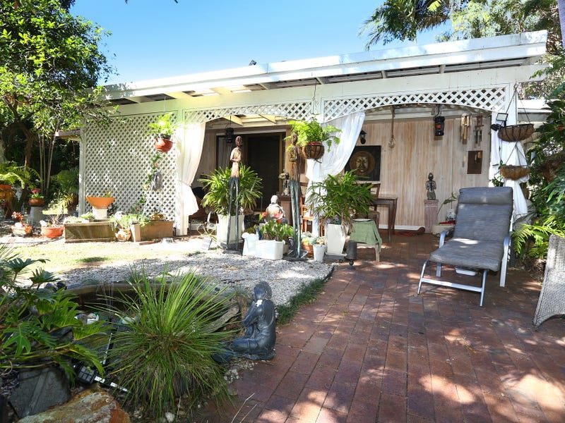 160 Bardon Avenue, Miami, QLD 4220