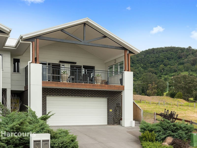 231 Ashburton Drive, Albion Park, NSW 2527