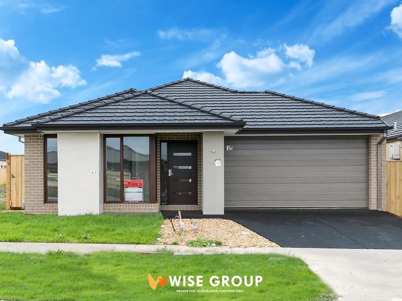 17 Carisbrooke Way, Clyde North, VIC 3978