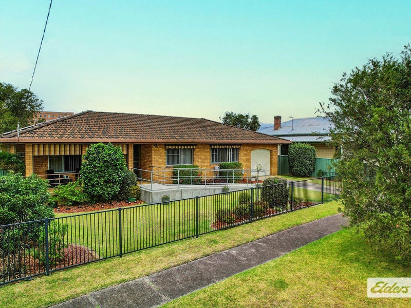 114 Cornwall Street, Taree, NSW 2430 Property Details