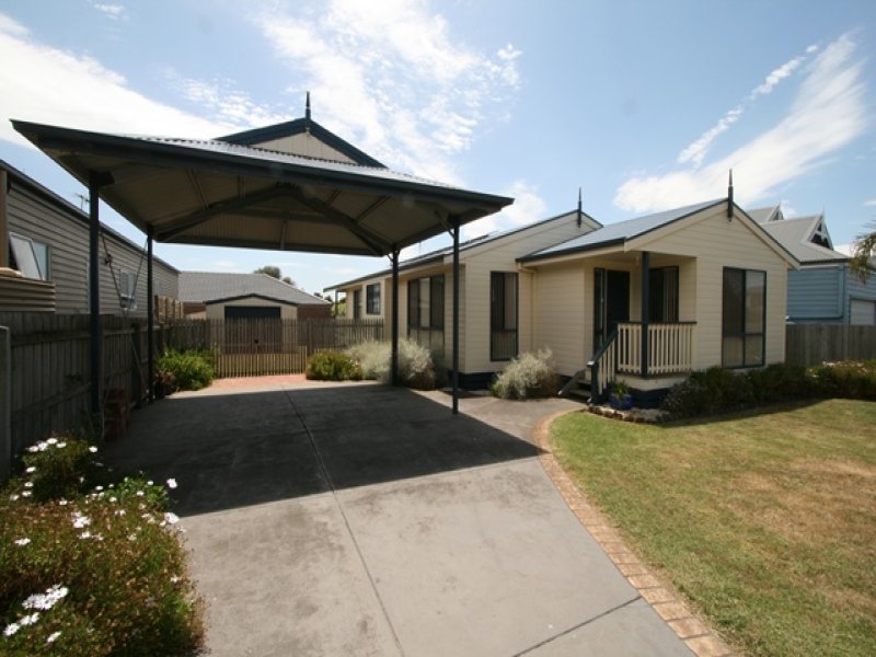 19 Katherine Circuit, Cowes, Vic 3922 Property Details