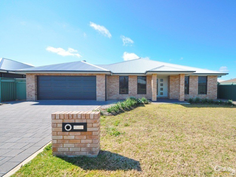 574 Wheelers Lane, Dubbo, NSW 2830