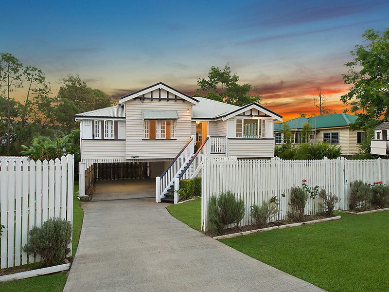 17 Junction Street, Samford Village, QLD 4520