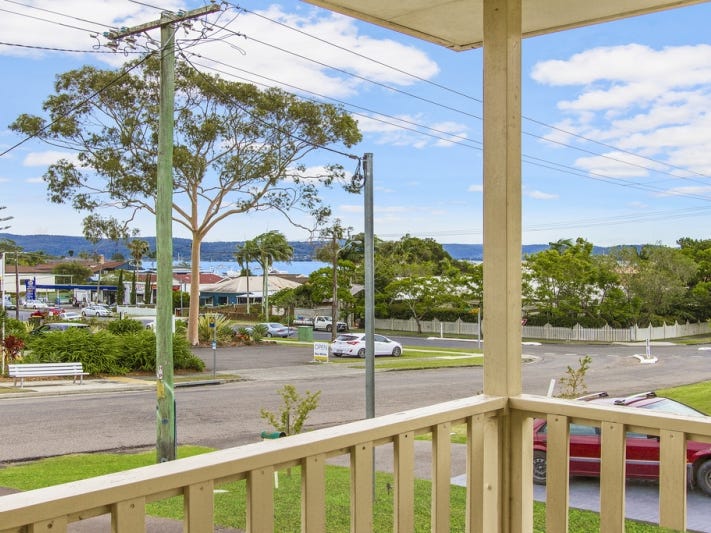 30 Mimosa Avenue, Saratoga, NSW 2251 Property Details