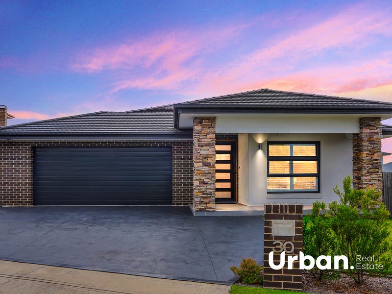 Real Estate & Property for Sale in Box Hill, VIC 3128 (+1 location) Pg