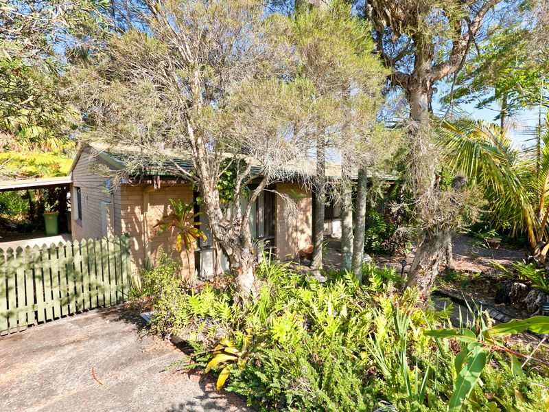 14 Moselle Drive, Thornlands, Qld 4164 Property Details