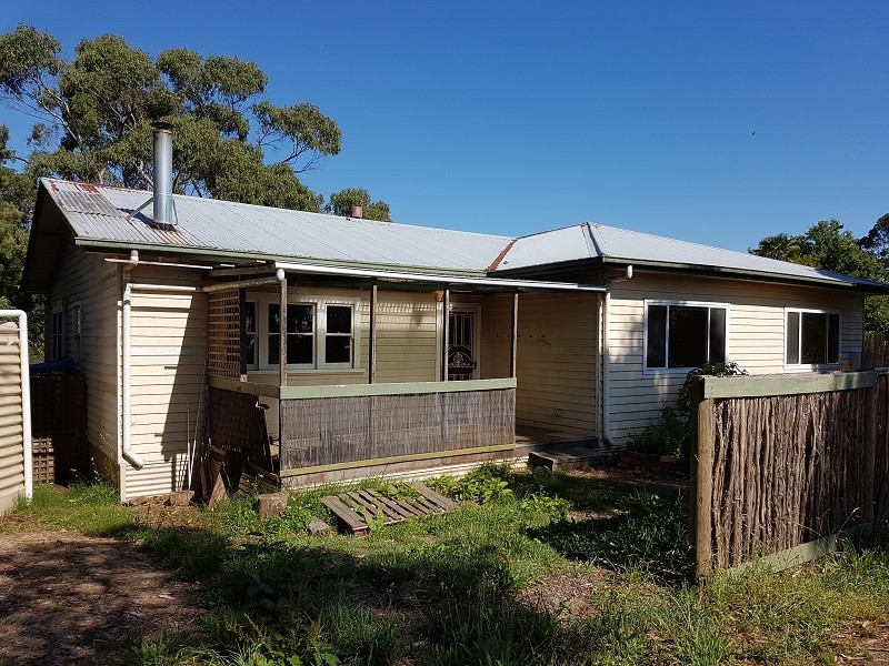 16 Sanderson Lane, Forrest, VIC 3236