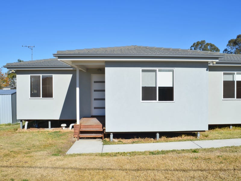 12A Lincoln Drive, Cambridge Park, NSW 2747