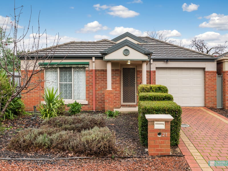 21 Windsor Gardens, Kangaroo Flat, VIC 3555