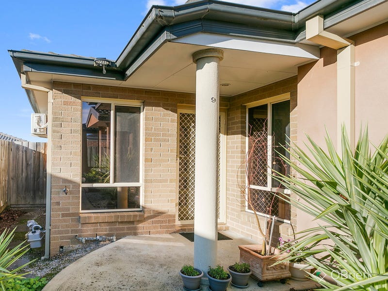 9/64 Potts Road, Langwarrin, Vic 3910 Property Details