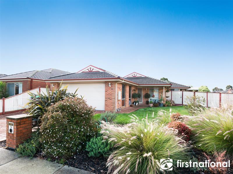 74 Marsh Grove, Berwick, VIC 3806