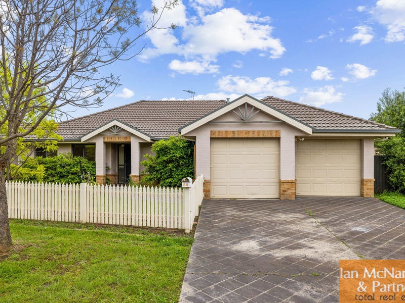 55 Rosewood Glen, Jerrabomberra, NSW 2619 Property Details