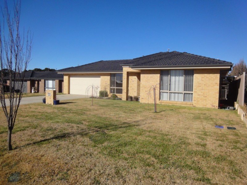 10 Emerald Street, Orange, NSW 2800 Property Details