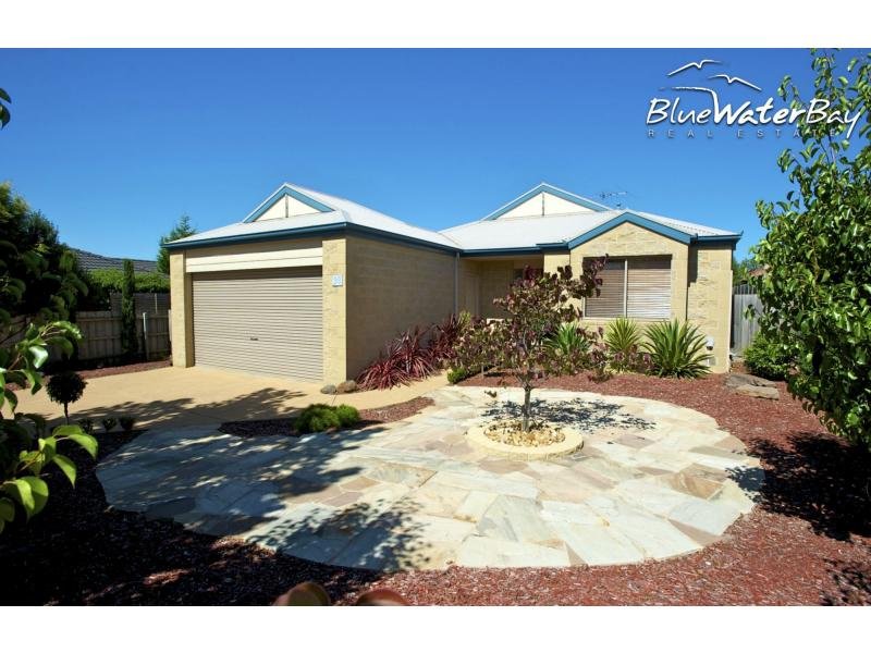 98 Maxwell Street, Mornington, Vic 3931 Property Details