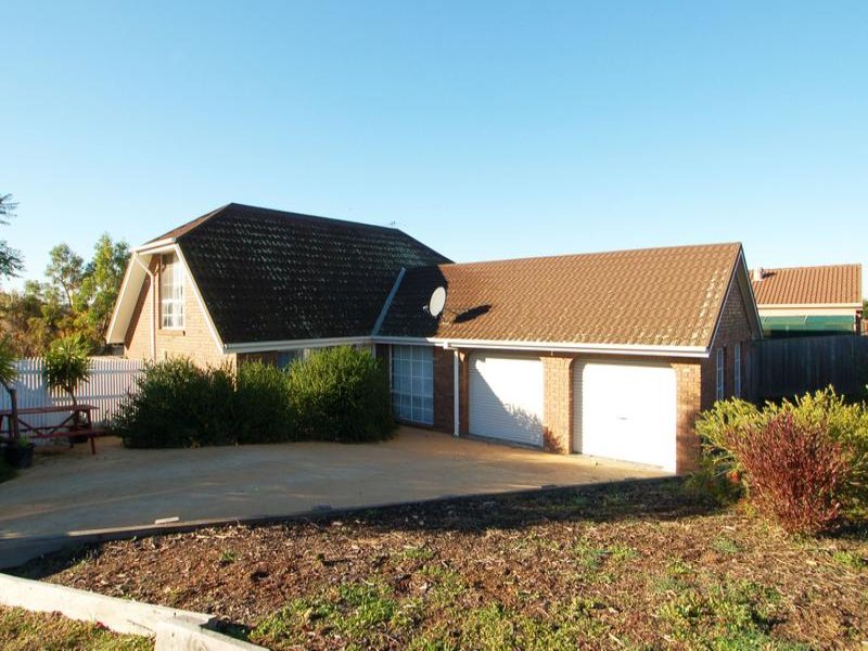 6 Elder Close, Meadow Heights, VIC 3048