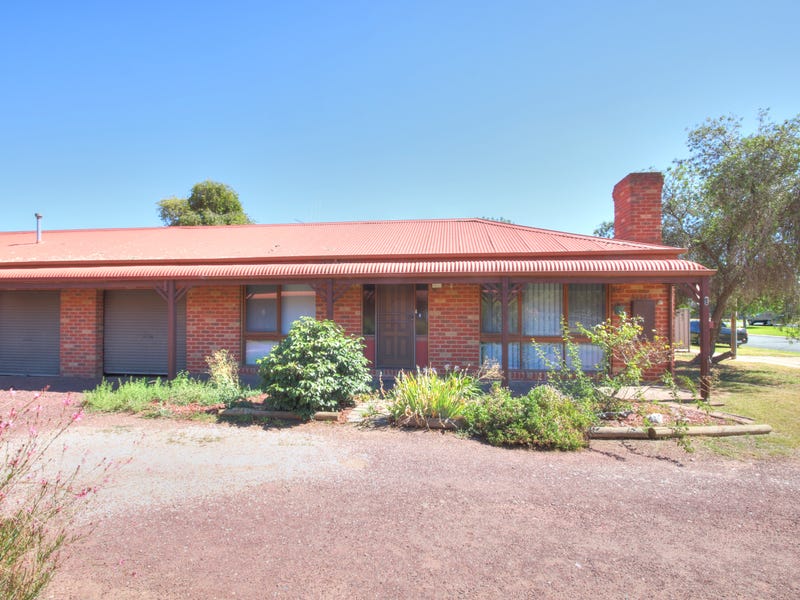 1/72 Echuca Road, Rochester, Vic 3561 Property Details