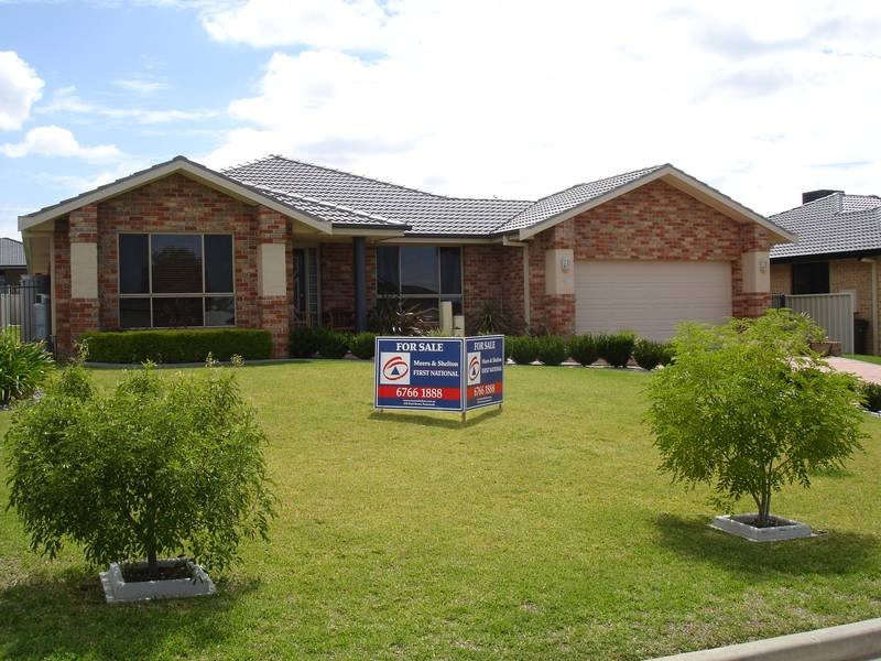 49 Warwick Rd, Tamworth, NSW 2340 Property Details